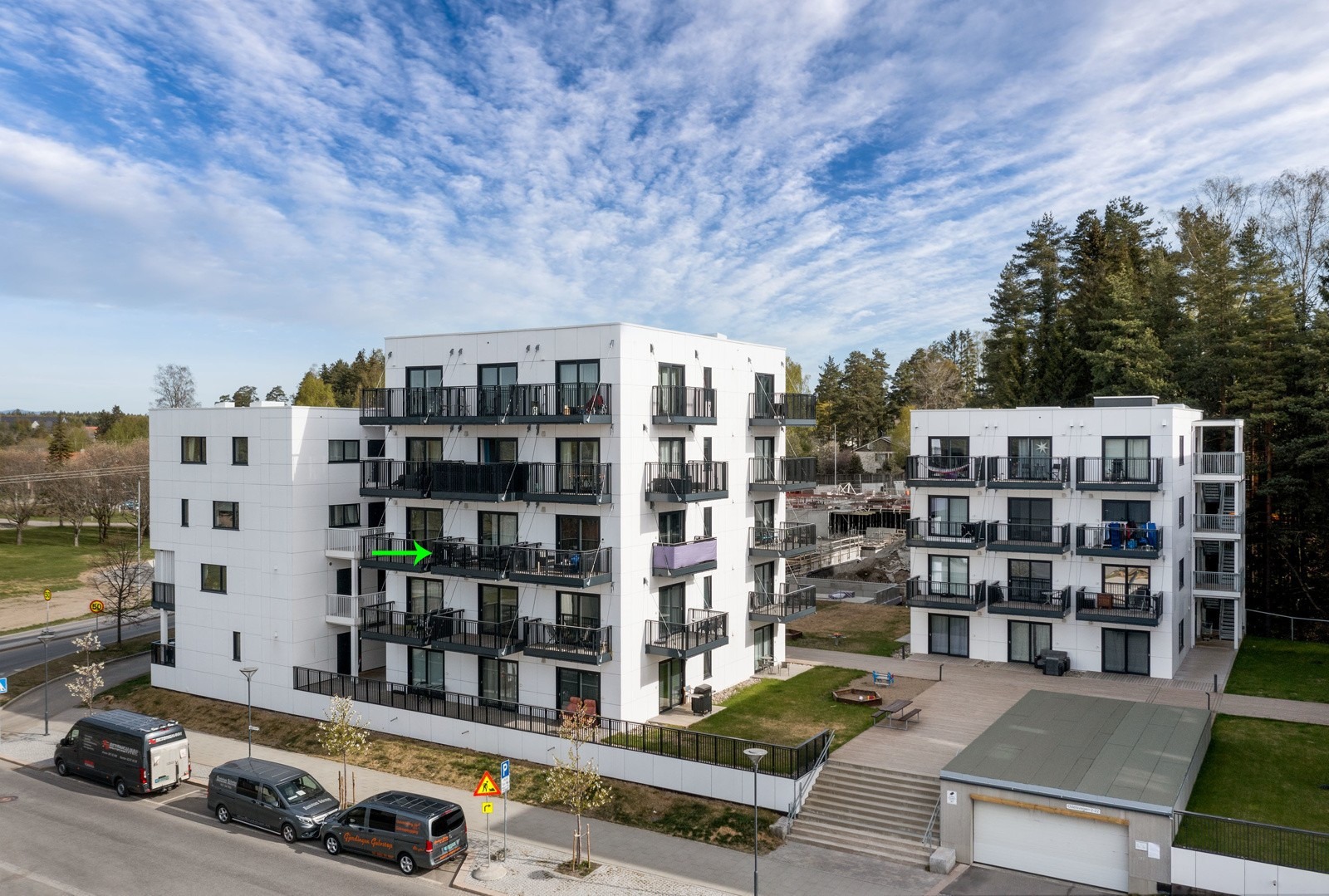 Moderne leilighet lokalisert i byggets 3. etasje